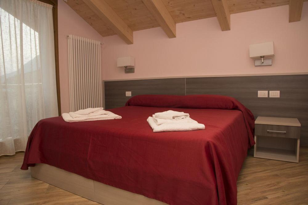 Hotel San Lorenzo San Lorenzo Dorsino Esterno foto