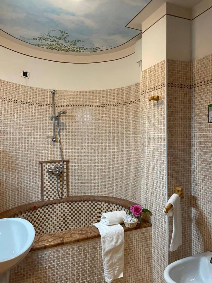 Hotel San Lorenzo San Lorenzo Dorsino Esterno foto