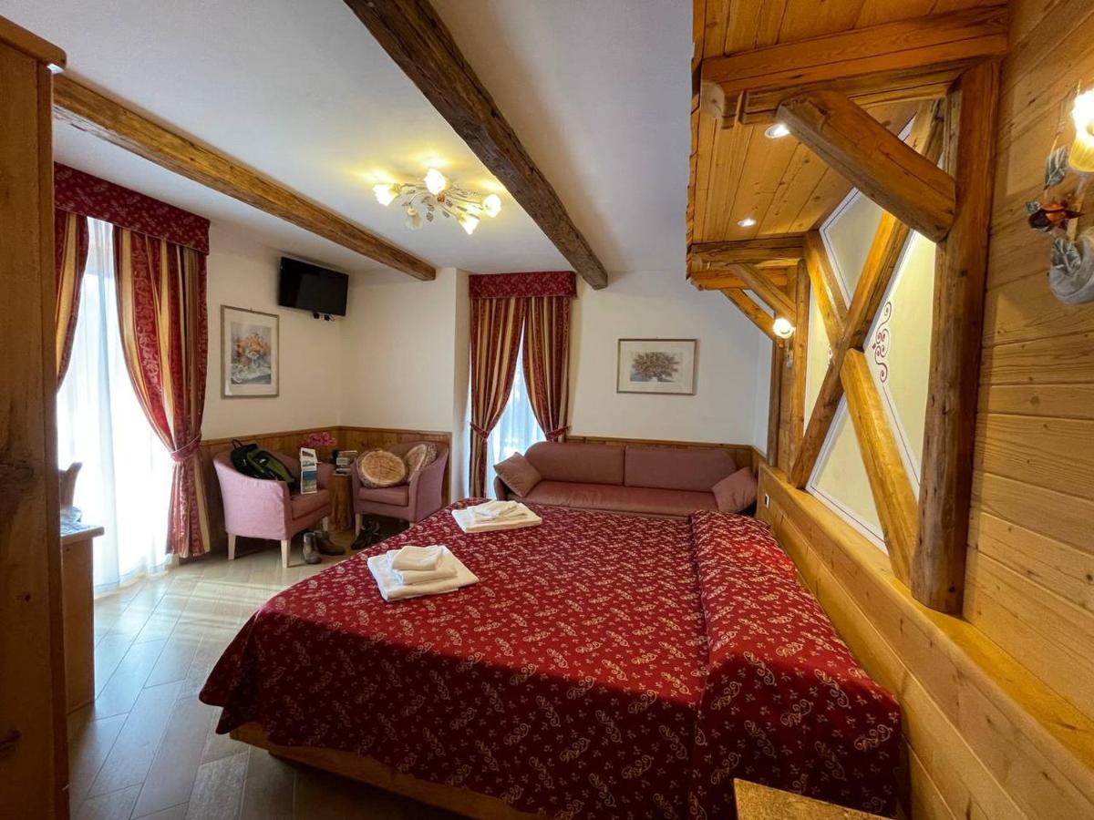 Hotel San Lorenzo San Lorenzo Dorsino Esterno foto