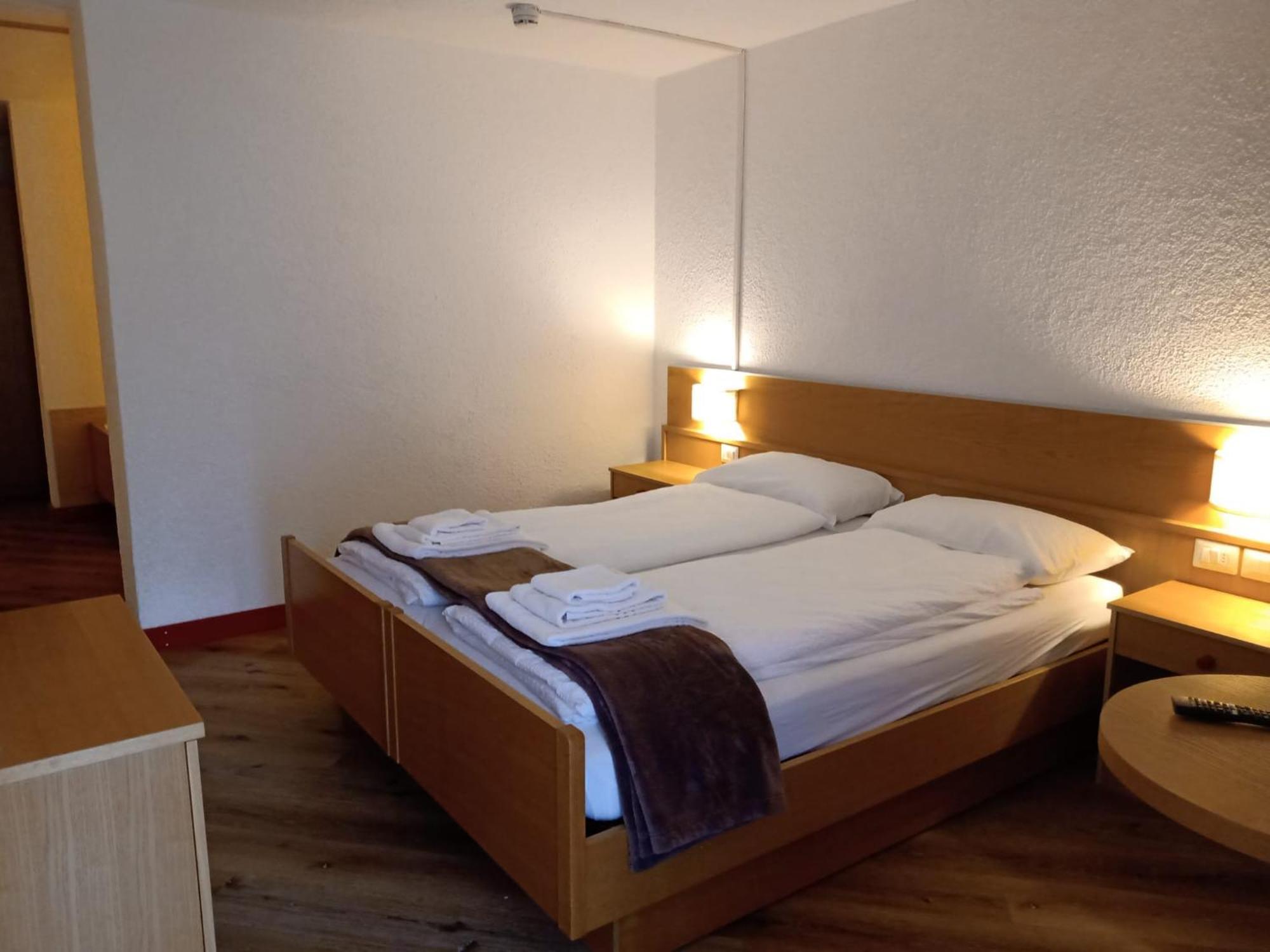 Hotel San Lorenzo San Lorenzo Dorsino Esterno foto