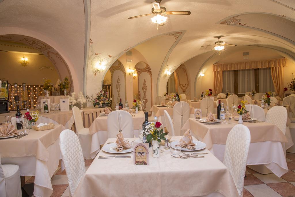 Hotel San Lorenzo San Lorenzo Dorsino Esterno foto