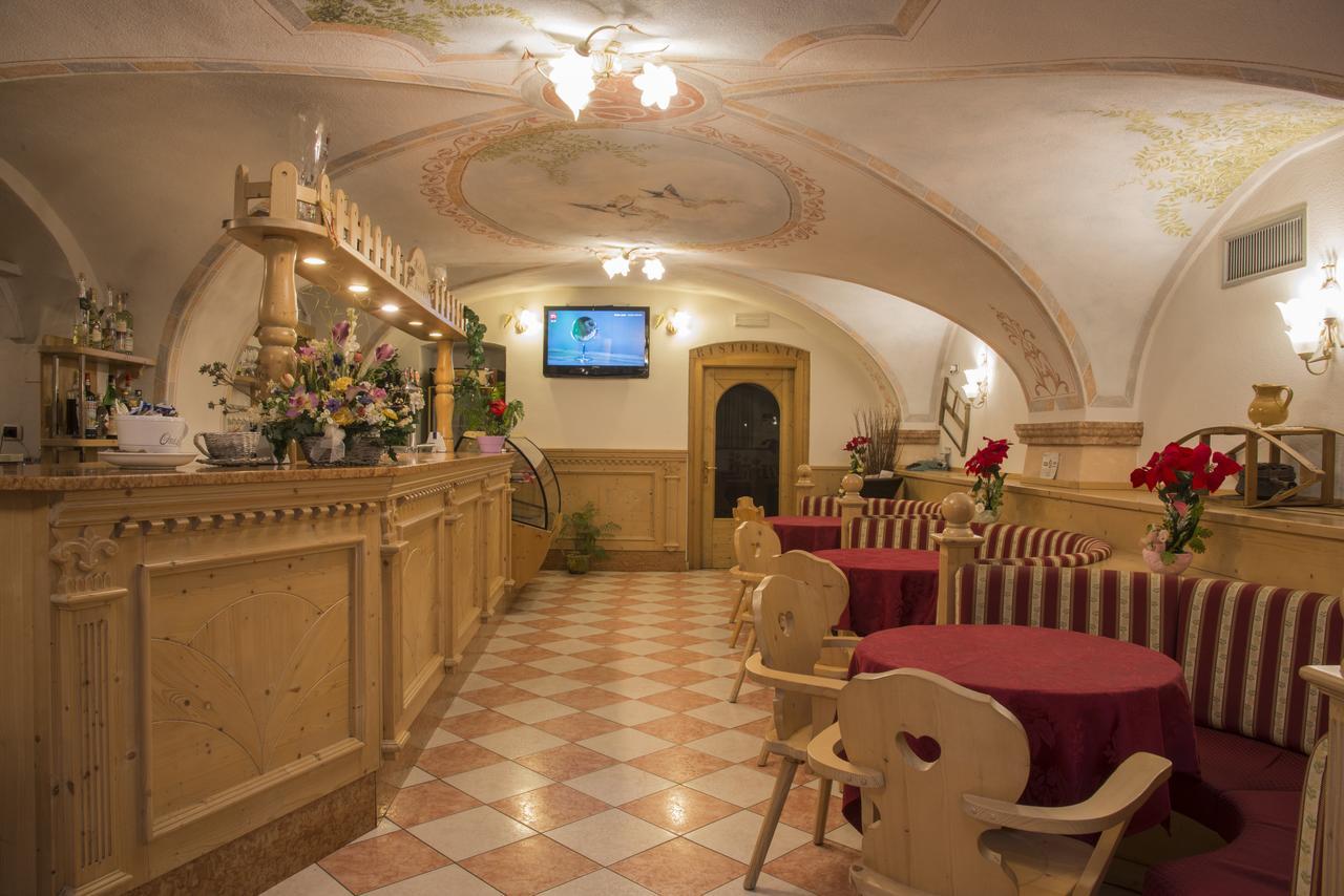 Hotel San Lorenzo San Lorenzo Dorsino Esterno foto
