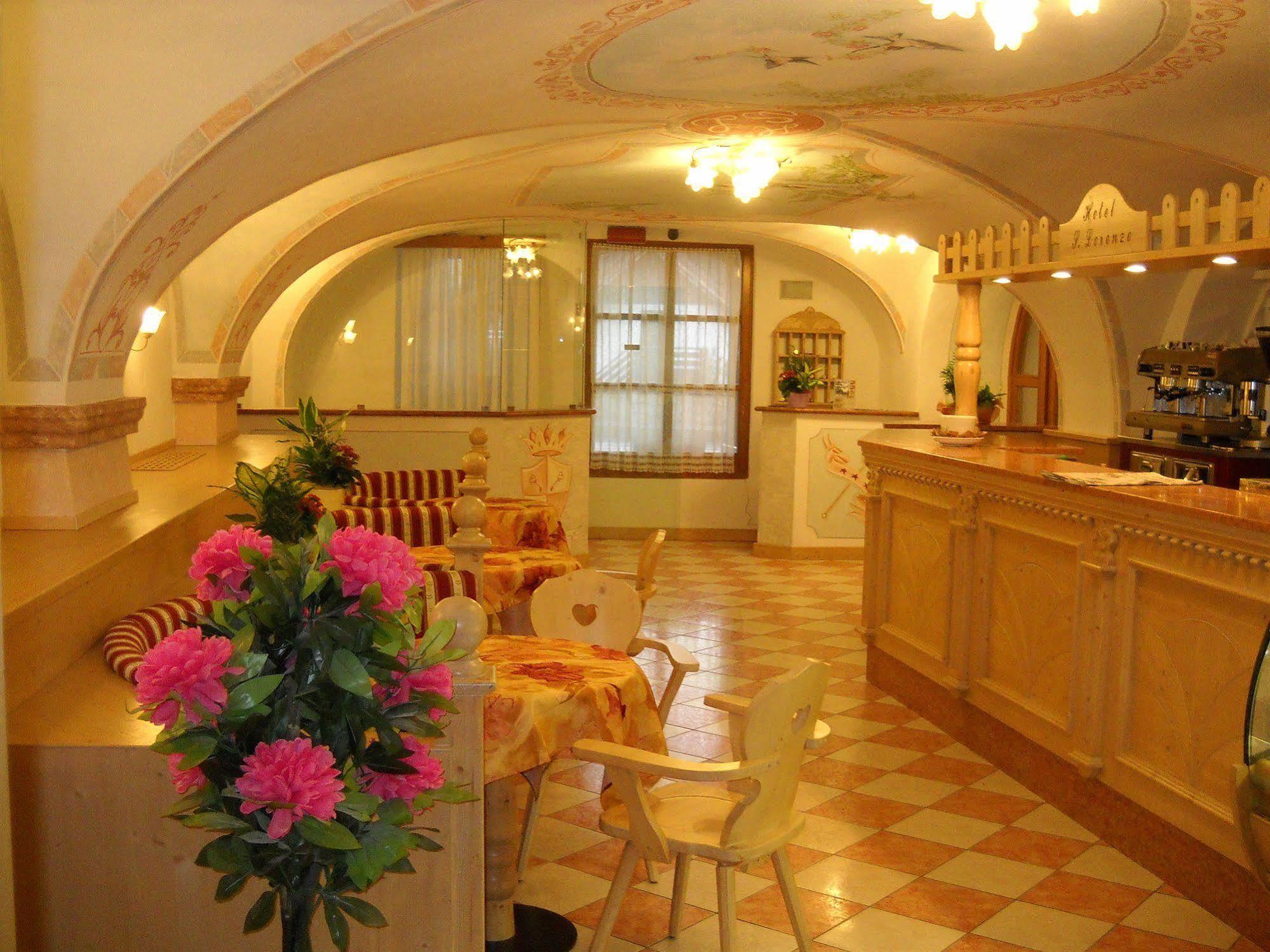 Hotel San Lorenzo San Lorenzo Dorsino Esterno foto